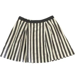 Barneys New York NWT Black and White striped pleated skirt